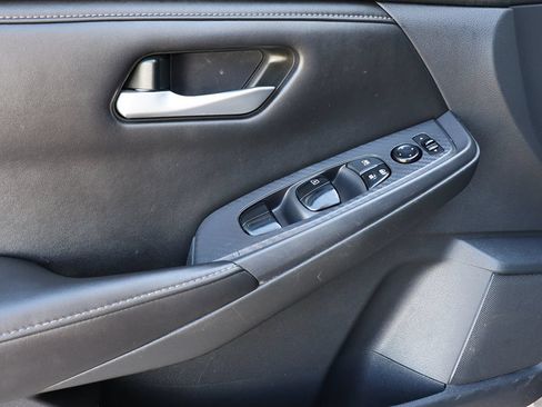 Used 2021 Nissan Sentra SV FWD image 37