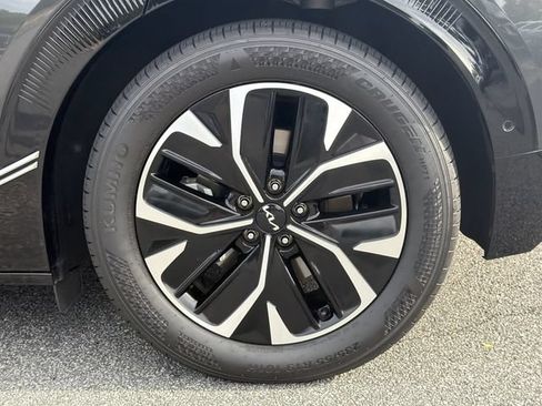 Used 2023 Kia EV6 Wind w/ Wind Technology Package RWD image 22
