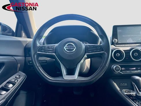 Used 2020 Nissan Sentra SV FWD image 29
