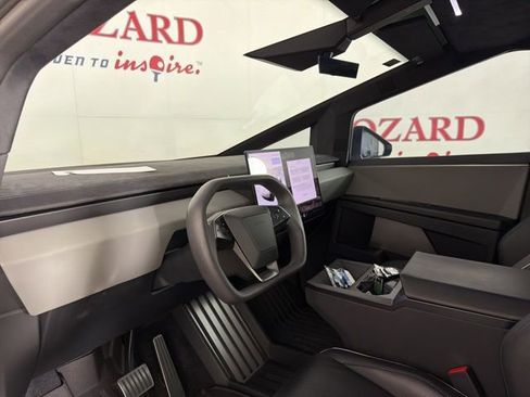 Used 2024 Tesla Cybertruck Cyberbeast AWD/4WD image 12