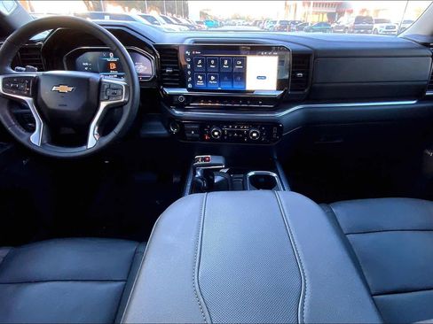 Used 2023 Chevrolet Silverado 1500 LTZ image 16