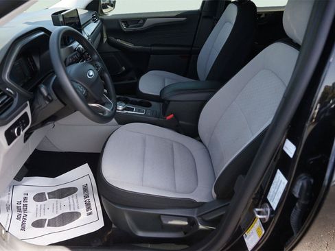 Certified 2025 Ford Escape Active FWD image 9