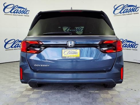Used 2025 Honda Odyssey EX-L image 4