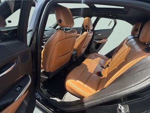 Used 2019 Cadillac XT4 Sport AWD/4WD image 31