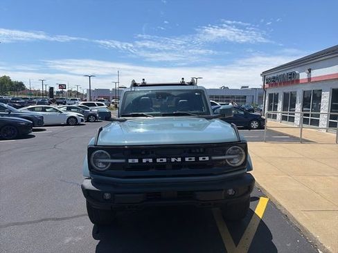 Used 2021 Ford Bronco Outer Banks AWD/4WD image 9