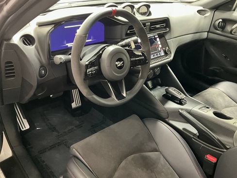 Used 2024 Nissan Z NISMO w/ Floor Mat Package RWD image 15