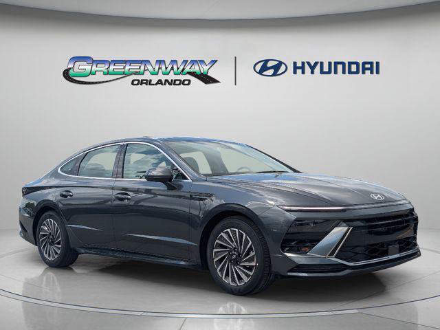 New 2026 Hyundai Sonata SEL FWD image 2