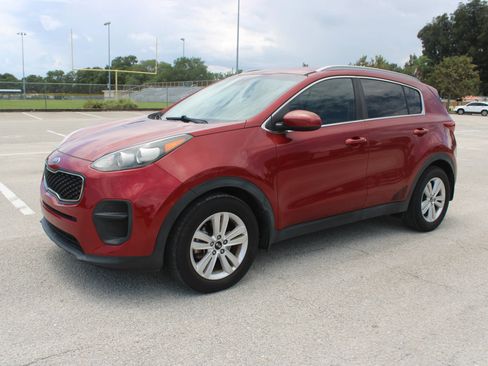 Used 2017 Kia Sportage LX w/ LX Popular Package FWD image 5