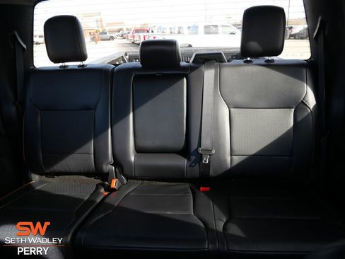 Certified 2025 Ford F250 Lariat w/ FX4 Off-Road Package image 22