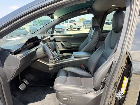 Used 2022 Tesla Model X Plaid AWD/4WD image 5