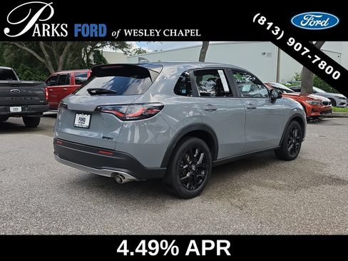 Used 2023 Honda HR-V Sport image 5