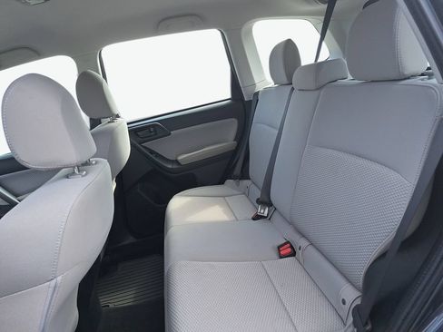 Used 2018 Subaru Forester 2.5i w/ Alloy Wheel Package AWD/4WD image 14