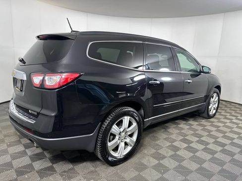 Used 2017 Chevrolet Traverse Premier FWD image 9