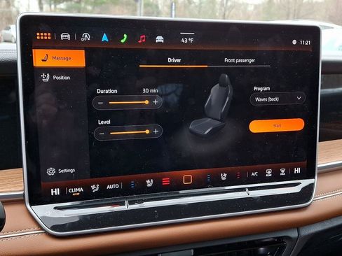 Used 2026 Volkswagen Tiguan SEL R-Line image 16