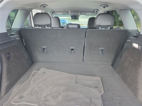 Used 2022 Lincoln Corsair FWD w/ Equipment Group 101A image 33