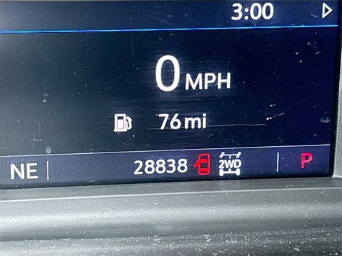 Used 2022 Chevrolet Silverado 1500 LT Trail Boss w/ Safety Package image 12