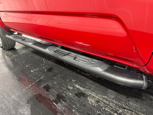Used 2022 Toyota Tacoma SR AWD/4WD image 41