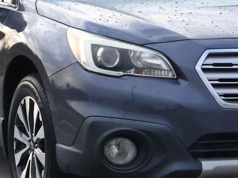 Used 2017 Subaru Outback 3.6R Limited image 7