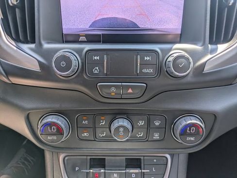 Used 2022 GMC Terrain AT4 AWD/4WD image 26