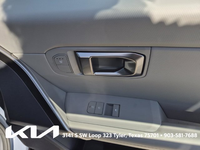 Certified 2027 Kia Seltos X-Line S w/ X-Line S Premium Package AWD/4WD image 15