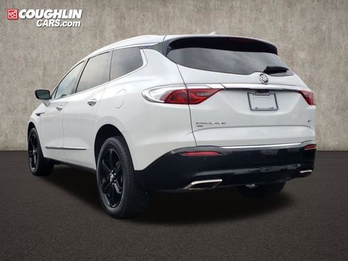 Used 2024 Buick Enclave Essence w/ Sport Touring Edition AWD/4WD image 4