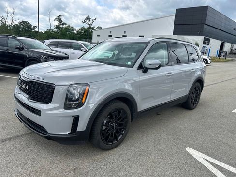Used 2022 Kia Telluride EX w/ EX Premium Package AWD/4WD image 3