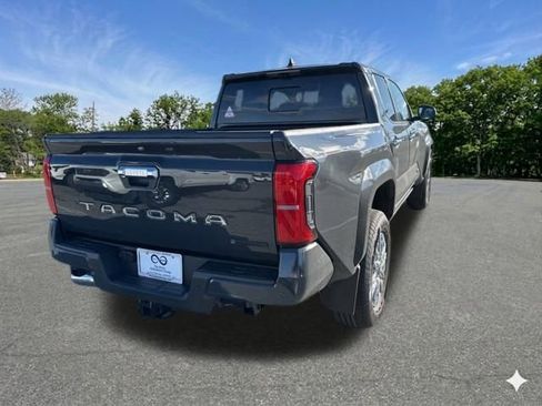 Used 2026 Toyota Tacoma Limited AWD/4WD image 5
