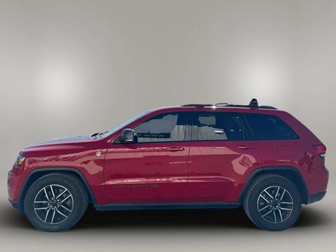 Used 2021 Jeep Grand Cherokee Trailhawk AWD/4WD image 9