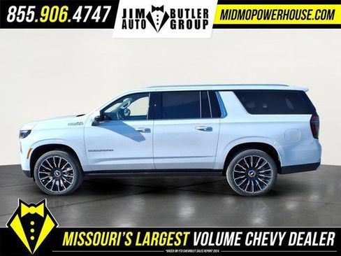 New 2026 Chevrolet Suburban High Country AWD/4WD image 2