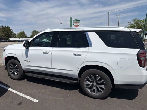 Used 2023 Chevrolet Tahoe LT w/ LT Signature Plus Package AWD/4WD image 2