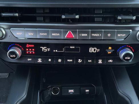 New 2025 Kia Telluride LX image 22