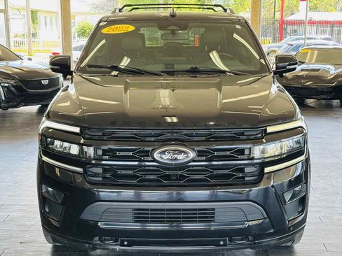 Used 2022 Ford Expedition Limited w/ Equipment Group 304A AWD/4WD image 18