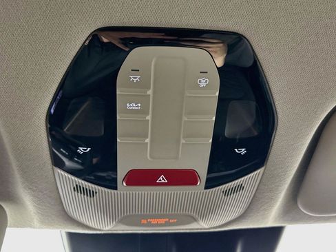 Used 2025 Kia K4 EX FWD image 6
