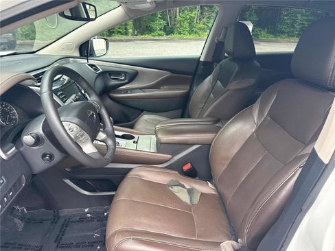 Used 2016 Nissan Murano Platinum w/ Platinum Technology Package FWD image 11