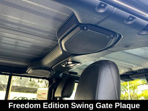 Used 2021 Jeep Wrangler Unlimited Sport AWD/4WD image 32
