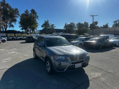 Used 2012 BMW X3 xDrive28i image 2