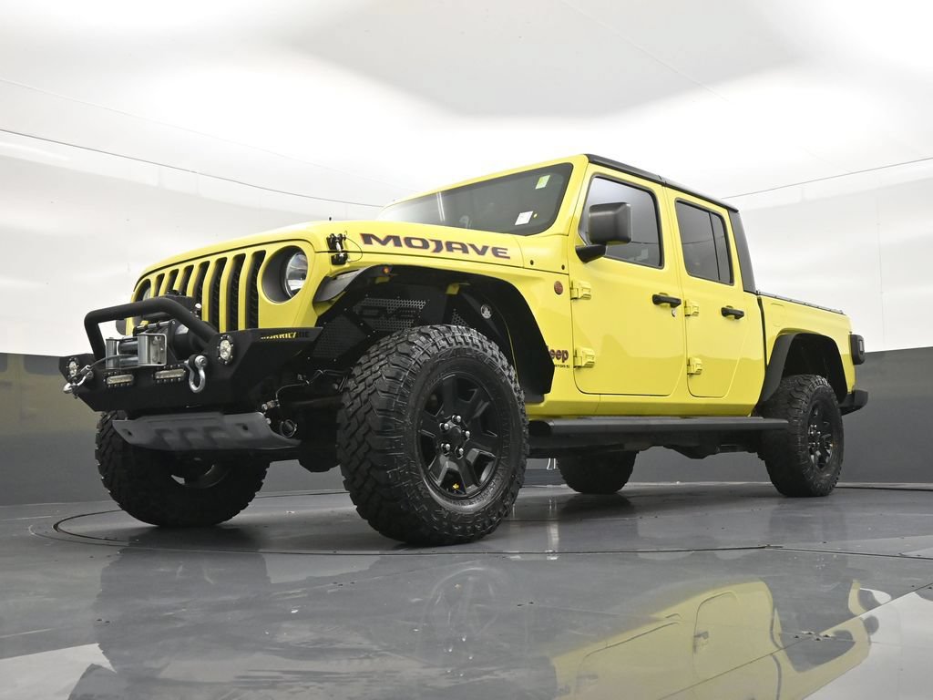 Used 2023 Jeep Gladiator Mojave w/ Cold Weather Group AWD/4WD image 23