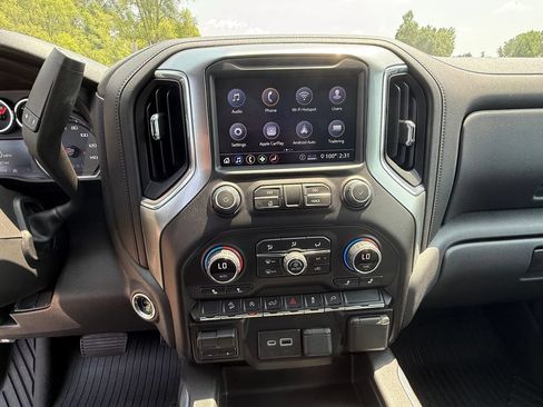 Certified 2020 Chevrolet Silverado 1500 RST AWD/4WD image 23