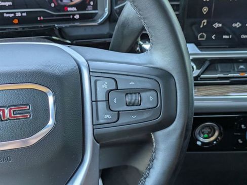 Used 2024 GMC Sierra 1500 Elevation AWD/4WD image 17