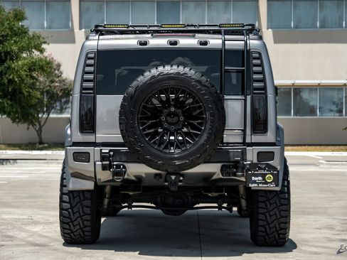 Used 2009 HUMMER H2 Luxury AWD/4WD image 11