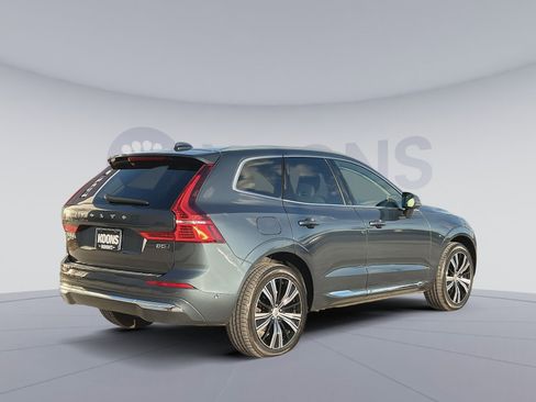 Used 2023 Volvo XC60 B5 Ultimate w/ Climate Package image 7