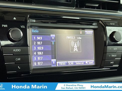 Used 2015 Toyota Corolla S image 21