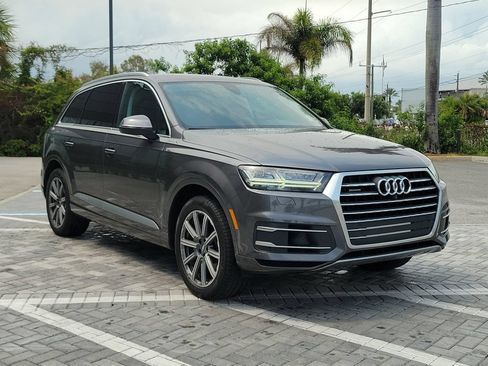 Used 2018 Audi Q7 3.0T Premium Plus w/ Premium Plus Package AWD/4WD image 7