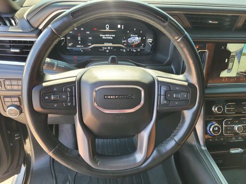 Used 2023 GMC Yukon Denali Ultimate w/ LPO, Floor Liner Package AWD/4WD image 31