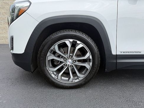 Used 2019 GMC Terrain SLT w/ Preferred Package FWD image 7