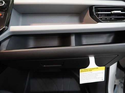 New 2027 Chevrolet Bolt LT w/ Comfort Package FWD image 34