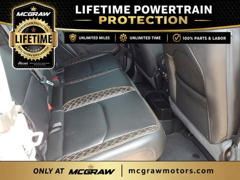 Used 2022 Jeep Wrangler Unlimited Sahara AWD/4WD image 10