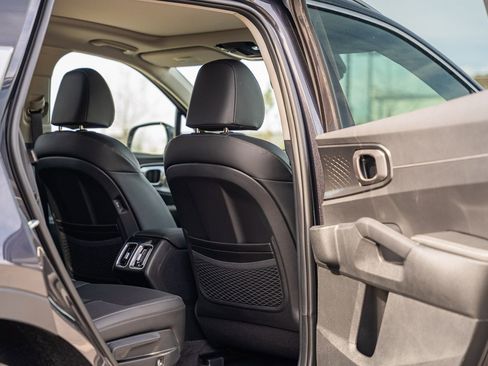 New 2026 Kia Sorento S FWD image 9