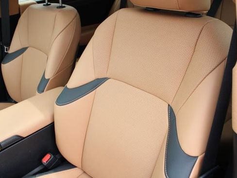 Used 2024 Lexus ES 350 w/ Premium Package FWD image 6