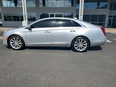 Used 2016 Cadillac XTS Luxury AWD/4WD image 7